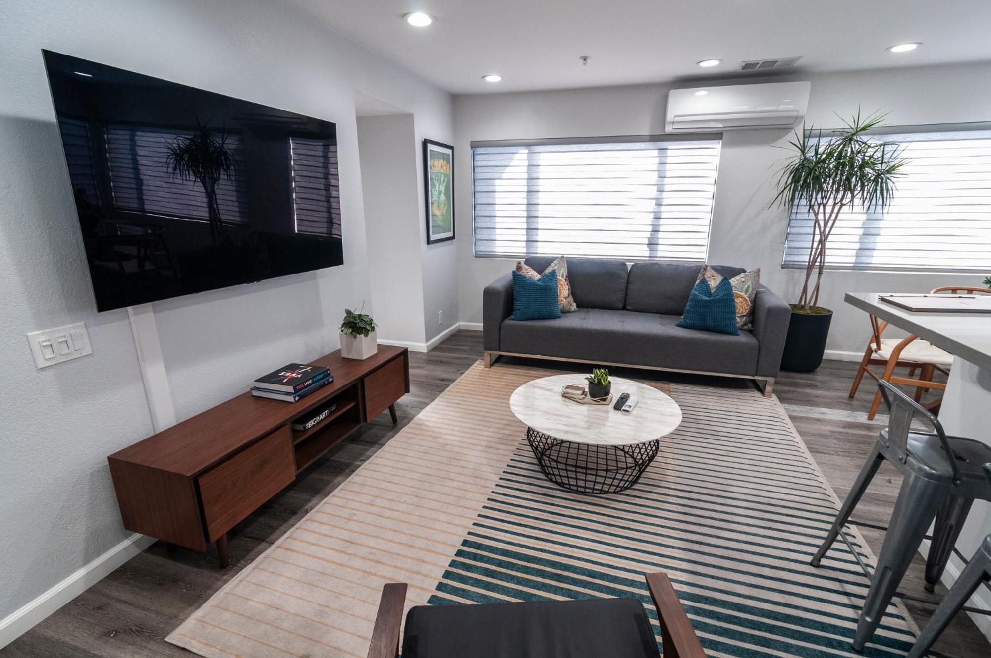 50 M To Sand Lgb 2 King Suites Long Beach Exterior foto